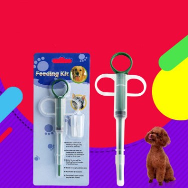 Convenient pet medicine feeder