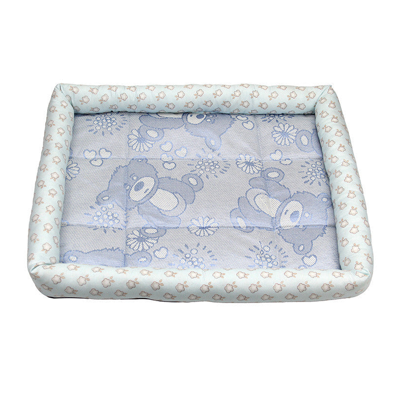 Summer pet cooling pads, cat and dog cooling pads, cool and breathable.